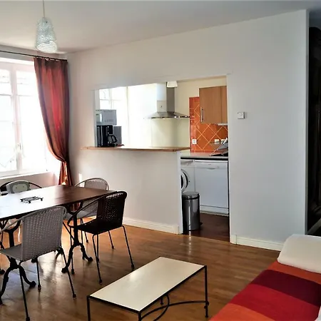 Apartment Petite Roche Centre-ville La Rochelle La Rochelle (Charente-Maritime)